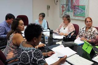 Junta de Directores de SAIPR 2014-2015 trabajando a todo vapor para una Conferencia y Asamblea Anual exitosa en el 18 de septiembre de 2015 en el Hotel Embassy Suites de Isla Verde.